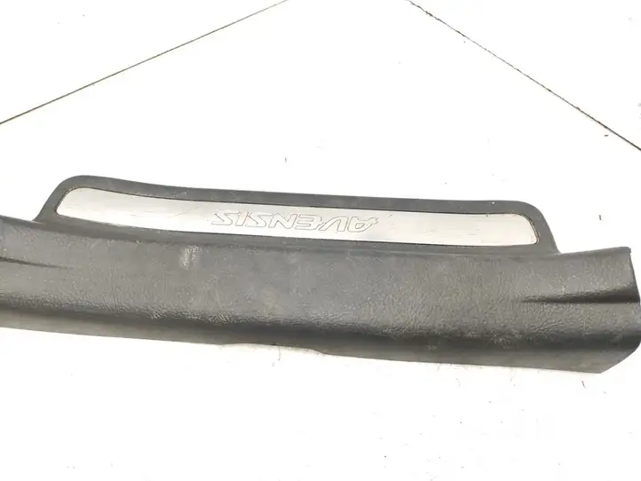 Toyota Avensis T250 (2003 - 2006) 6791805040 Внутренняя отделка заднего порога — фото 3