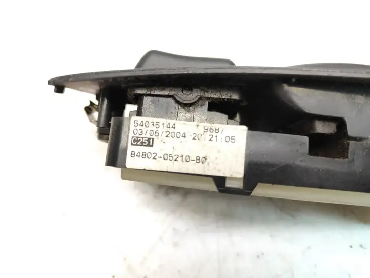 Toyota Avensis T250 (2003 - 2006) 8480205210B0 Блок кнопок стеклоподъемников — фото 6