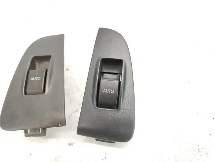 Toyota Avensis T250 (2003 - 2006) 7427205020 Блок кнопок стеклоподъемников — фото 2