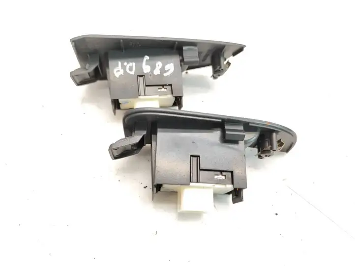 Toyota Avensis T250 (2003 - 2006) 7427205020 Блок кнопок стеклоподъемников — фото 6