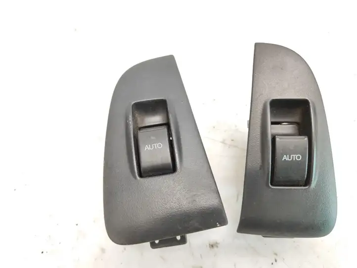 Toyota Avensis T250 (2003 - 2006) 7427205020 Блок кнопок стеклоподъемников — фото 7