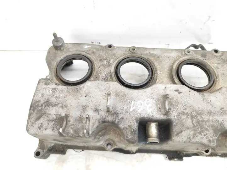 Mazda 6 (2002 - 2005) RF5C Крышка головки блока цилиндров — фото 2