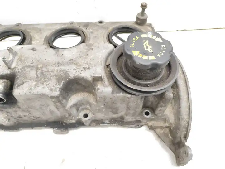 Mazda 6 (2002 - 2005) RF5C Крышка головки блока цилиндров — фото 3