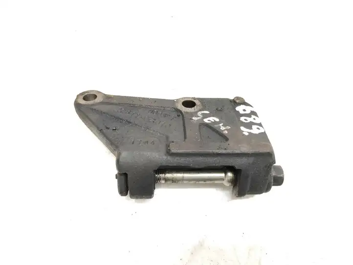 Toyota Avensis T250 (2003 - 2006) 125110G010 Кронштейн генератора — фото 1