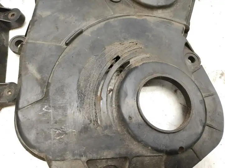 Toyota Avensis T250 (2003 - 2006) 9095001357A Защита ремня ГРМ — фото 3