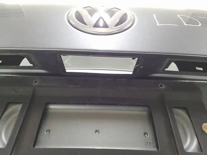 Volkswagen Jetta VI (2011 - 2018) Крышка багажника — фото 7