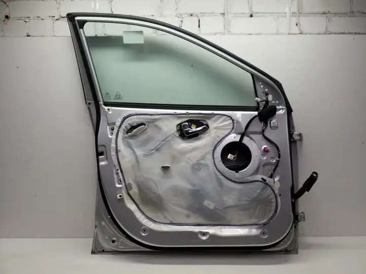 Hyundai ix35 (2009 - 2013) Дверь — фото 17