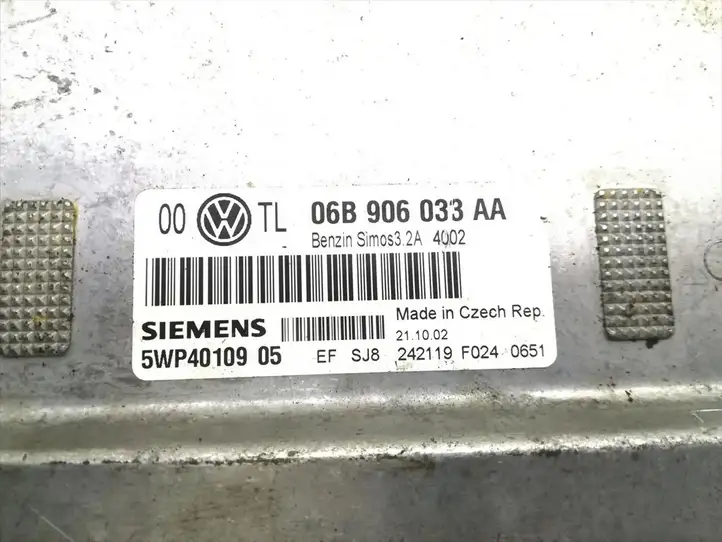 Volkswagen PASSAT B5.5 (2001 - 2005) 06B906033AA Блок управления двигателем (ЭБУ) — фото 5