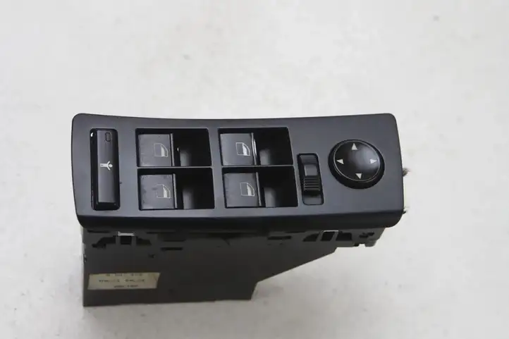 BMW X5 E53 (1999 - 2006) 6907499 Кнопка стеклоподъемников — фото 3