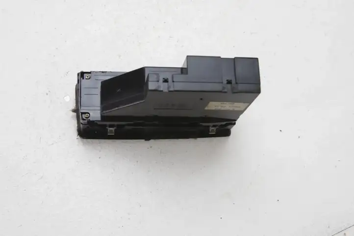 BMW X5 E53 (1999 - 2006) 6907499 Кнопка стеклоподъемников — фото 6
