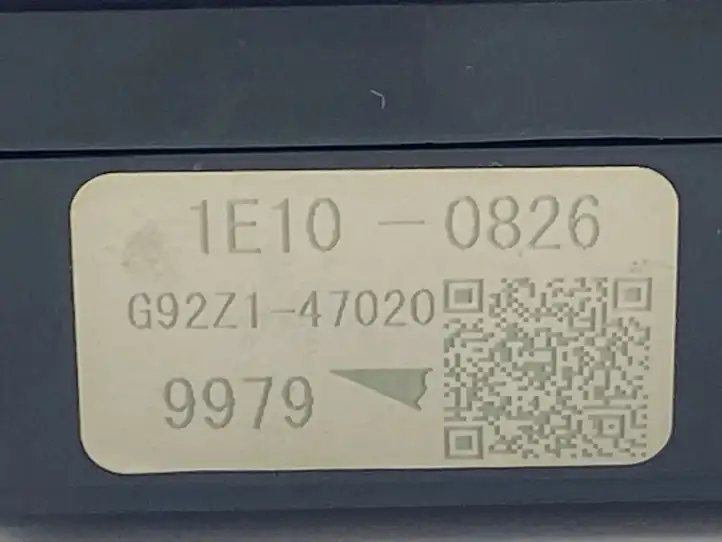 Toyota Auris 150 (2006 - 2012) G92Z147020 Блок предохранителей — фото 5