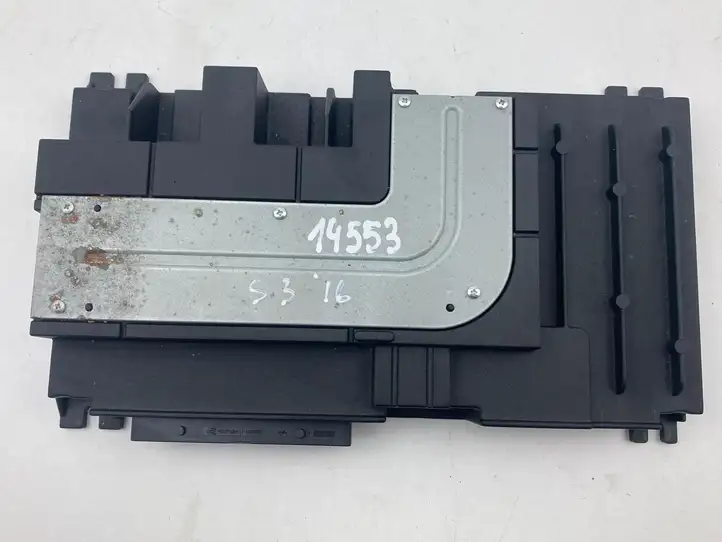 Audi A3/S3 8V (2012 - 2016) 8V0035465D Усилитель звука — фото 1