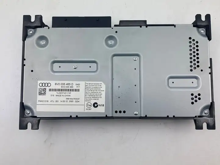 Audi A3/S3 8V (2012 - 2016) 8V0035465D Усилитель звука — фото 2