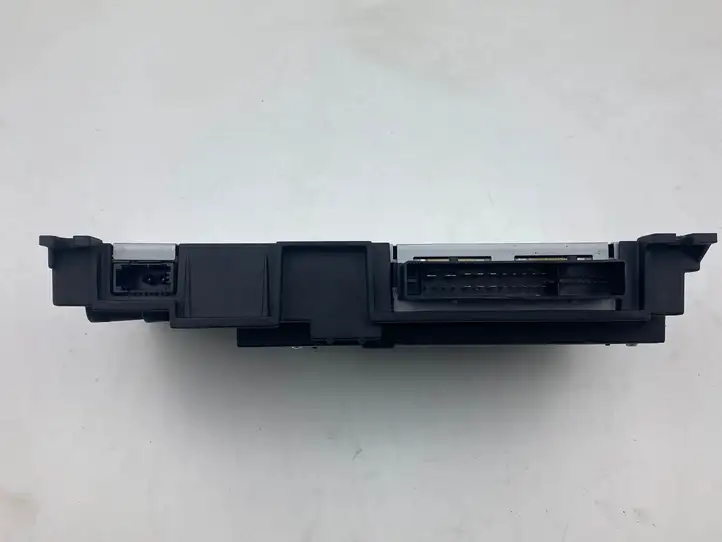 Audi A3/S3 8V (2012 - 2016) 8V0035465D Усилитель звука — фото 3