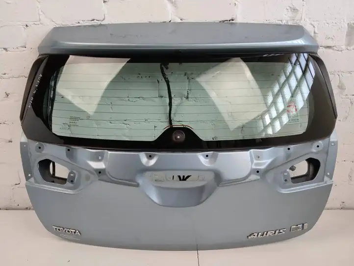 Toyota Auris E180 (2012 - 2018) Крышка багажника — фото 1