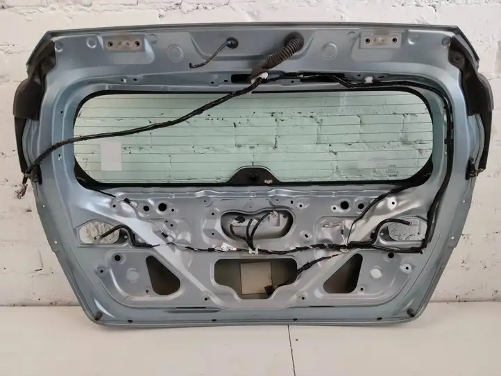 Toyota Auris E180 (2012 - 2018) Крышка багажника — фото 7