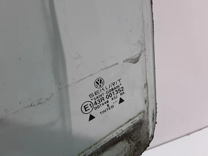 Volkswagen Golf IV (1998 - 2005) 43R001352 Стекло задней двери — фото 2