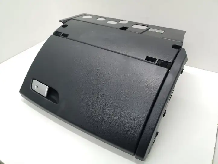 Audi A6 C7 (2011 - 2014) Вещевой ящик — фото 4