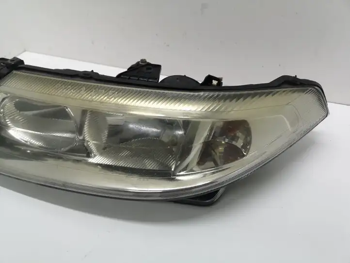 Renault Laguna II (2001 - 2005) Передняя фара — фото 3