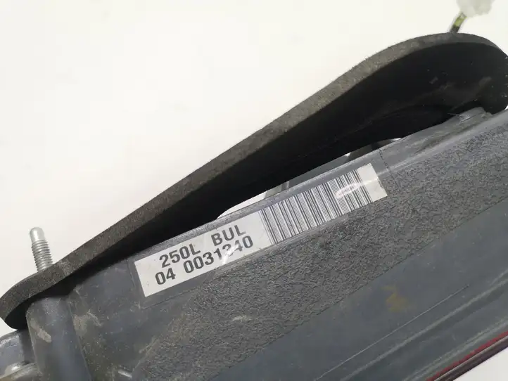 Lexus LS 460 - 600H (2006 - 2009) 040031340 Задний фонарь в крышке багажника — фото 4