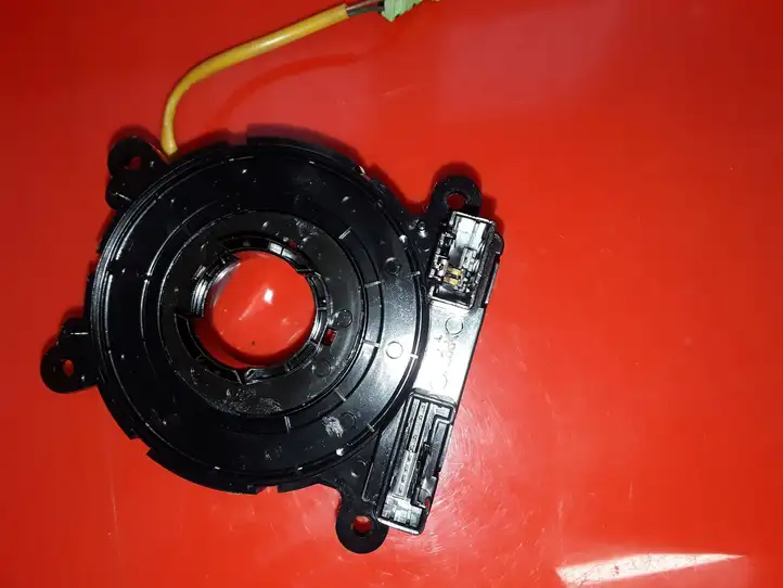 Opel Antara (2011 - 2017) 20982765 Контактное кольцо SRS — фото 3