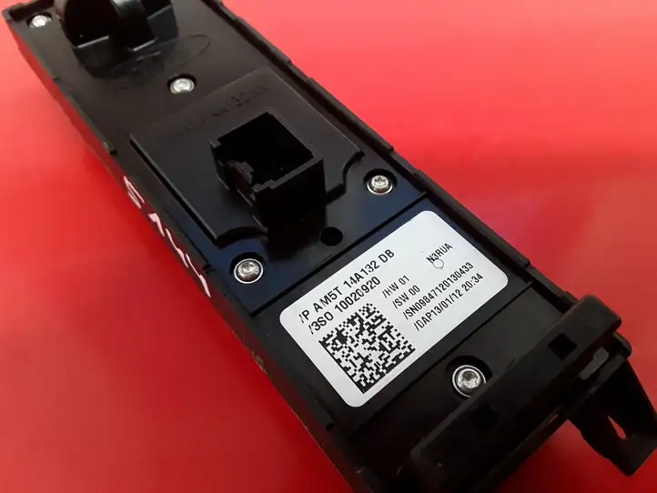 Ford Focus Grand C-MAX (2010 - 2019) AM5T14A132DB Блок кнопок стеклоподъемников — фото 5