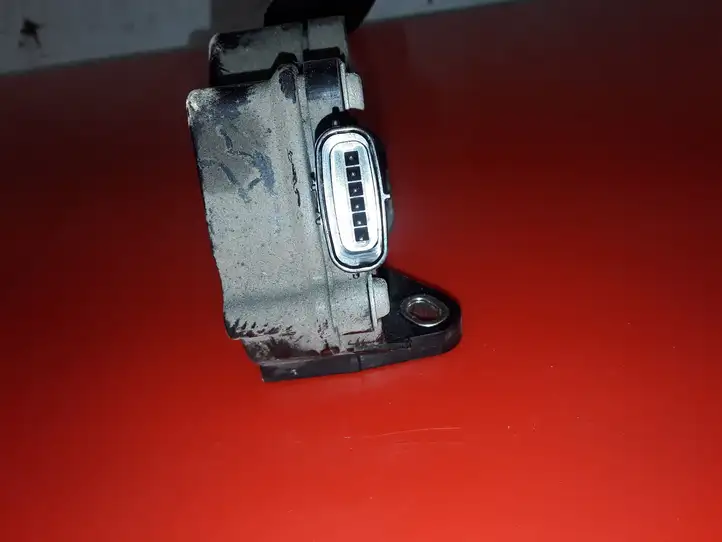 Toyota Verso (2009 - 2012) 7811052053 Педаль акселератора — фото 2