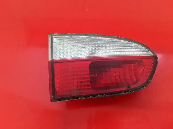 Hyundai H-1, Starex, Satellite (2004 - 2007) 924064A5 Задний фонарь в крышке багажника — фото 1