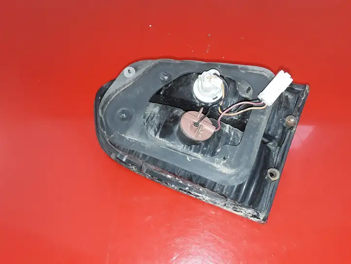 Hyundai H-1, Starex, Satellite (2004 - 2007) 924064A5 Задний фонарь в крышке багажника — фото 4