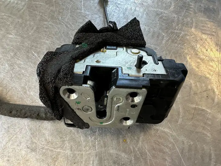 Nissan Juke I F15 (2010 - 2018) MX12CRLS Замок задней двери — фото 1