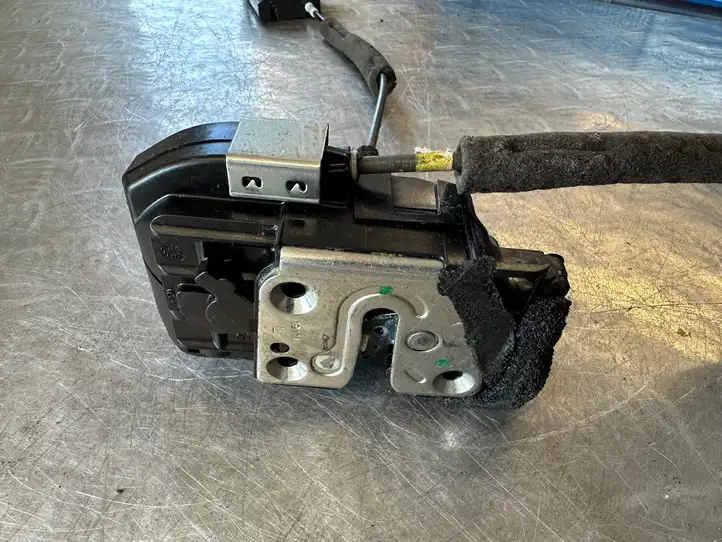 Nissan Juke I F15 (2010 - 2018) MX12CRLS Замок задней двери — фото 7