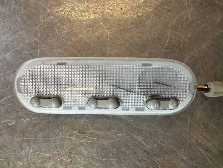 Nissan Juke I F15 (2010 - 2018) 8200073234 Передняя подсветка — фото 1