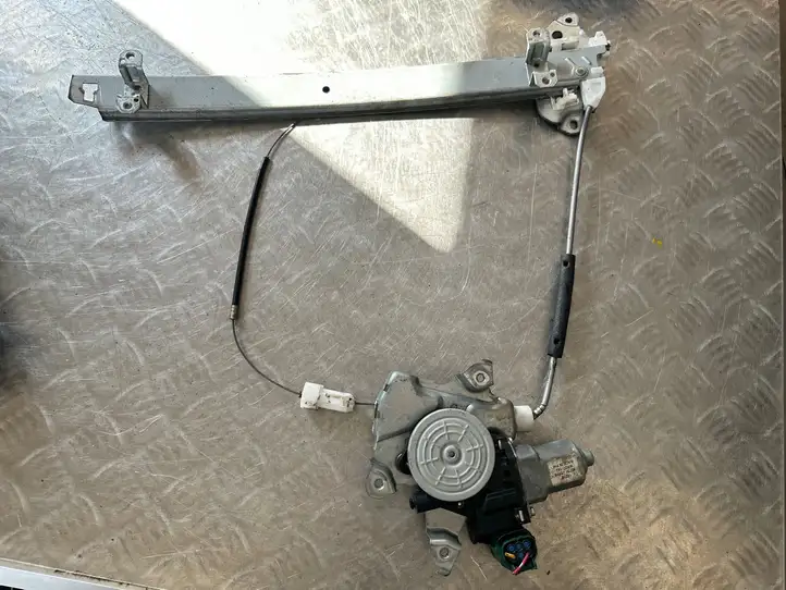Nissan Juke I F15 (2010 - 2018) 80731JX00B Электростеклоподъемник передний (комплект) — фото 3