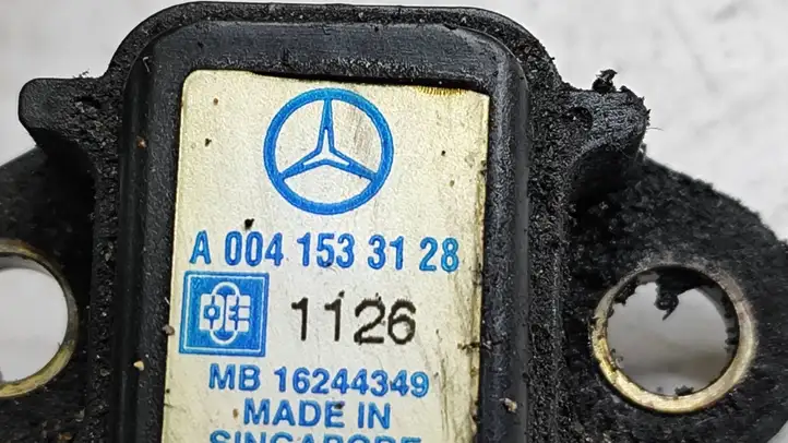 Mercedes-Benz C W203 (2000 - 2007) A0041533128 Датчик давления воздуха впуска — фото 2