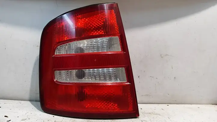 Skoda Fabia Mk1 (6Y) (1999 - 2007) 6Y9945095B Задний фонарь в кузове — фото 1
