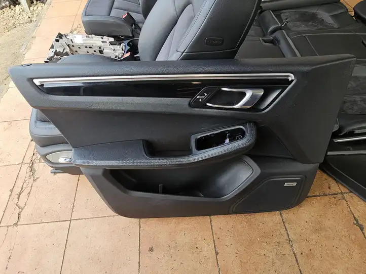 Porsche Macan (95B) (2014 - 2018) Комплект отделки дверей — фото 7
