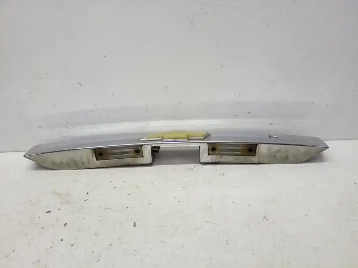 Chevrolet Captiva (2006 - 2011) 96830133 Подсветка номера — фото 8