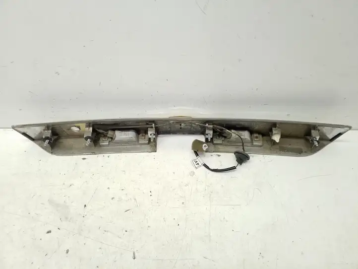 Chevrolet Captiva (2006 - 2011) 96830133 Подсветка номера — фото 10