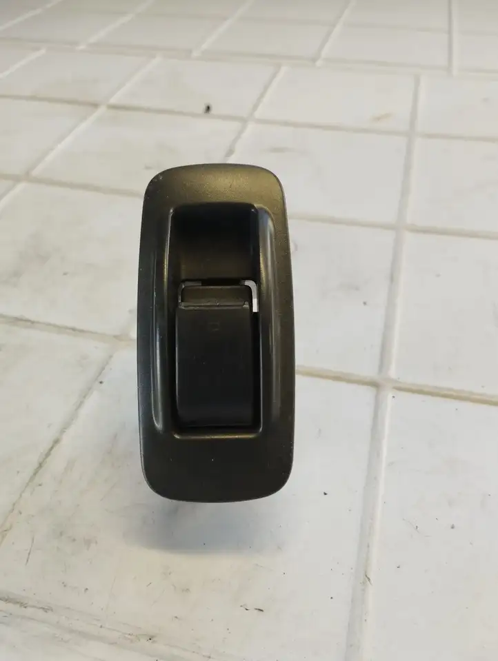Toyota Corolla Verso AR10 (2004 - 2009) 848010F030 Блок кнопок стеклоподъемников — фото 1