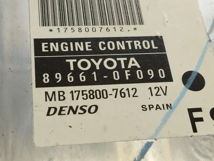 Toyota Corolla Verso AR10 (2004 - 2009) 896610F090 Блок управления двигателем (ЭБУ) — фото 2