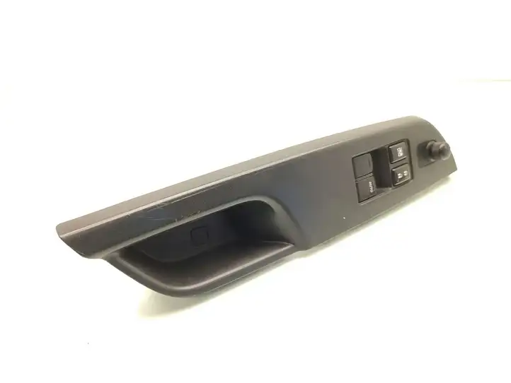 Suzuki Swift (2011 - 2016) 83761-69L00 Кнопка стеклоподъемников — фото 1