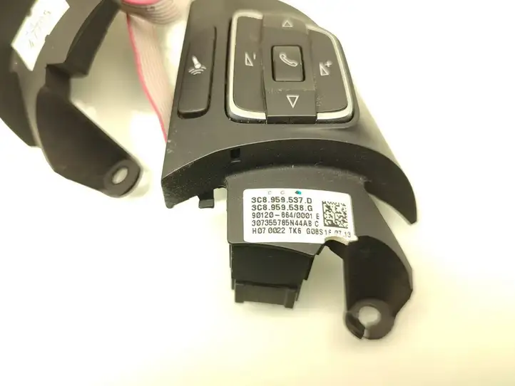 Volkswagen PASSAT B7 (2011 - 2014) 3C8959537D Кнопки на рулевом колесе — фото 6