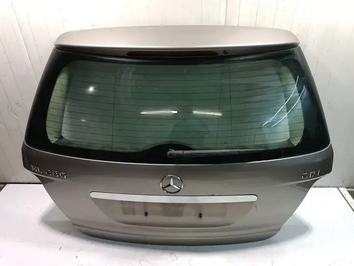 Mercedes-Benz ML W164 (2005 - 2011) Крышка багажника — фото 1