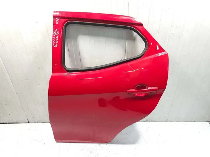Toyota Aygo AB40 (2014 - 2018) Задняя дверь — фото 1