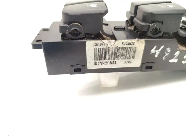 Hyundai Santa Fe (2005 - 2009) 93570-2B630 Блок кнопок стеклоподъемников — фото 6