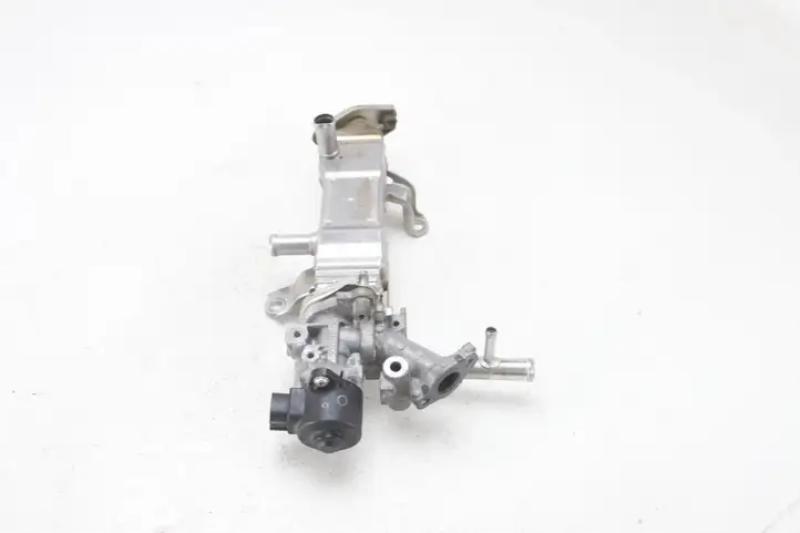 Toyota Auris E180 (2012 - 2018) 25601-37010-B Охладитель клапана EGR — фото 2