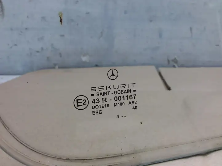 Mercedes-Benz Sprinter W901 W902 W903 W904 (1995 - 2007) 43R001167 Заднее боковое стекло — фото 2