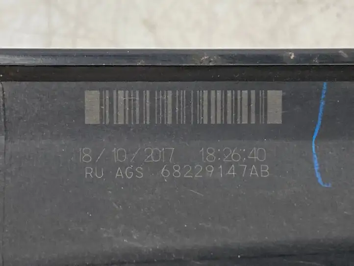 Chrysler Pacifica (2016 - ) 68229147AB Нижняя решетка переднего бампера — фото 8