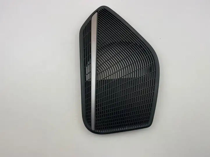 Audi A4 S4 B9 8W (2019 - ) 8W0035143 Накладка динамика передней двери — фото 2