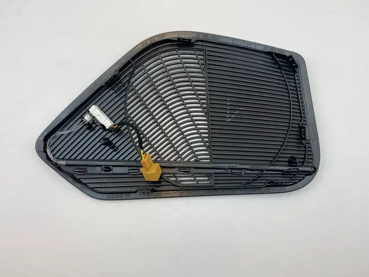 Audi A4 S4 B9 8W (2019 - ) 8W0035144 Накладка динамика передней двери — фото 5